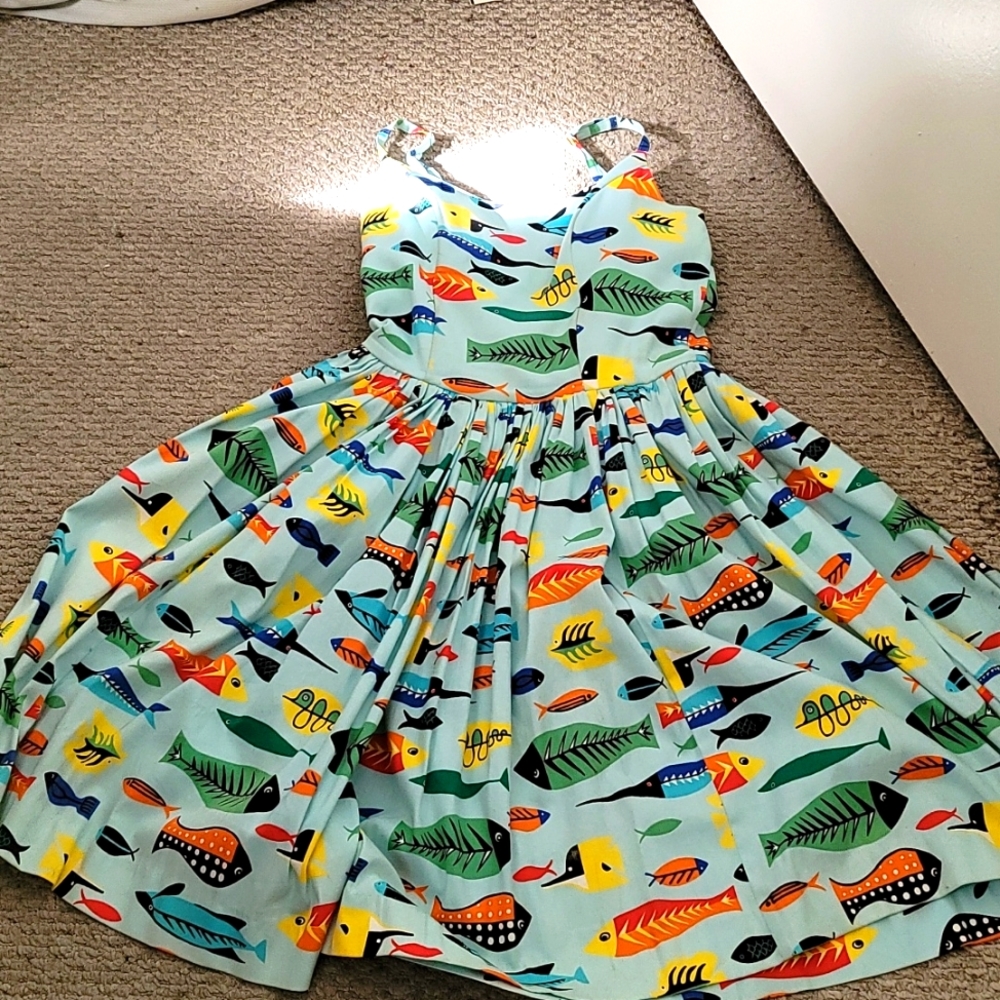 Pin Up Girl Couturue by Charles Phoenix, size large